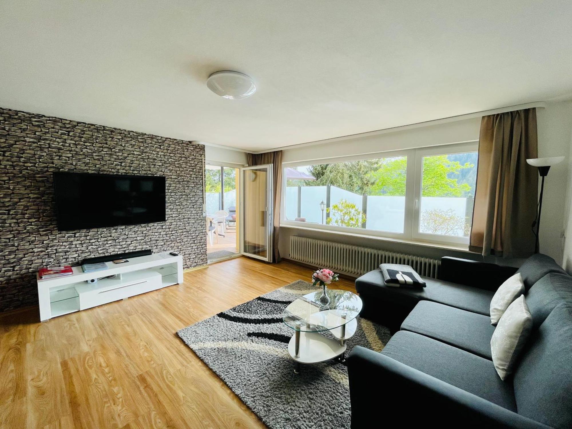 Haus Jenni Im Schwarzwald, 3,5-Zimmer, Grosse Terrasse 弗罗伊登施塔特 外观 照片